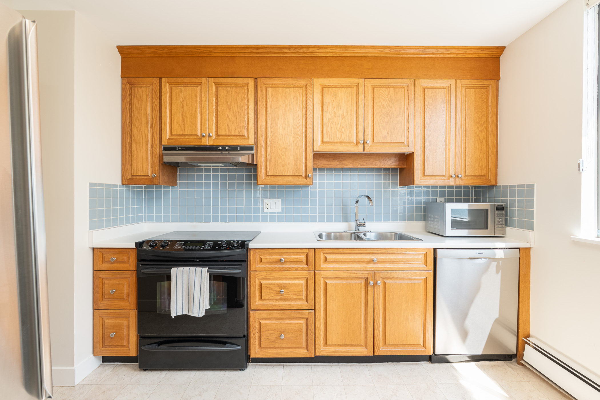 #303 – 2108 Argyle Avenue
